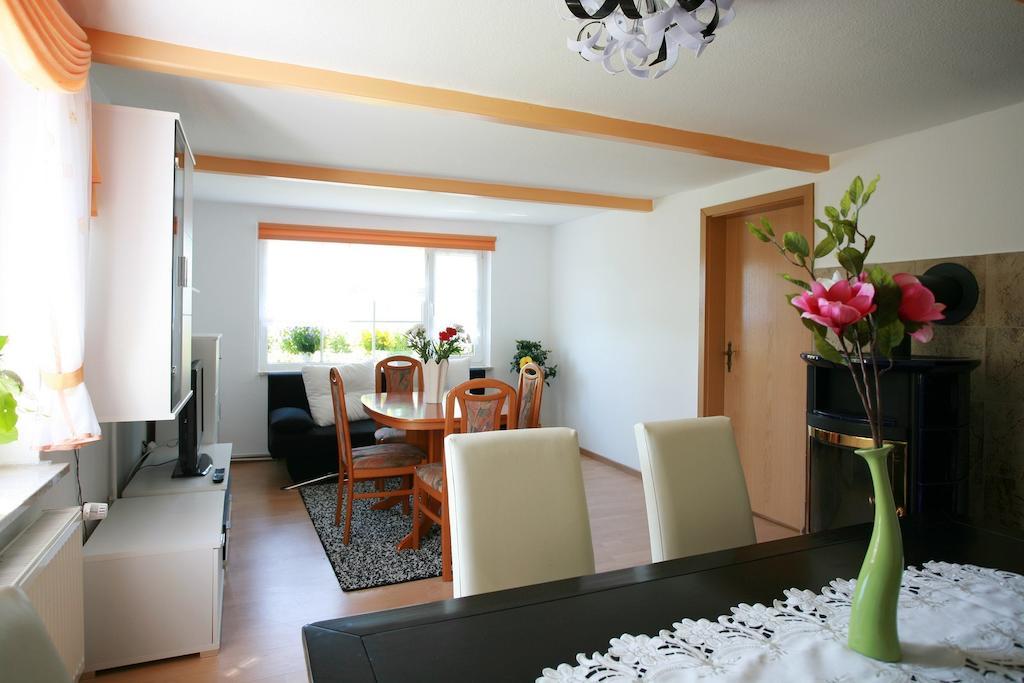 Ferienwohnanlage Brückner Apartamento Rostock Habitación foto